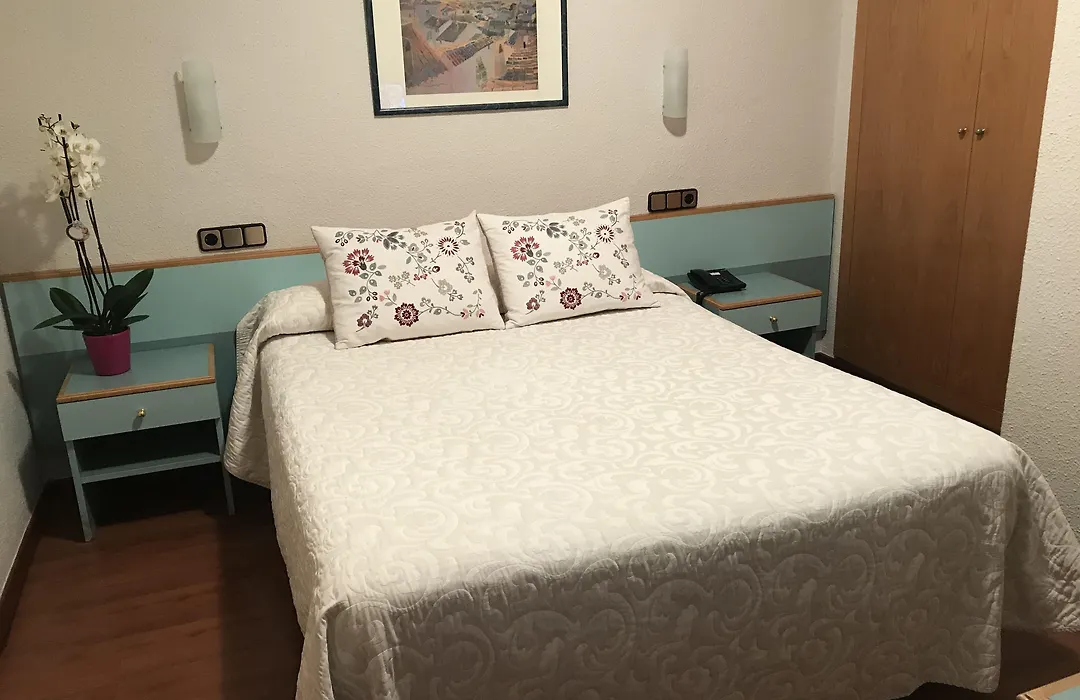 Pelayo Deluxe Apartments-1